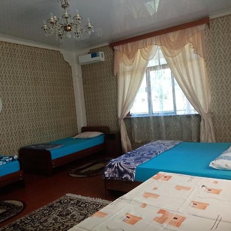 Guesthouse At Oleg'S Zolotoy Bereg Gudauta Esterno foto